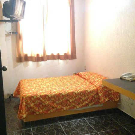 Hotel Moreno Coatzacoalcos Zimmer foto